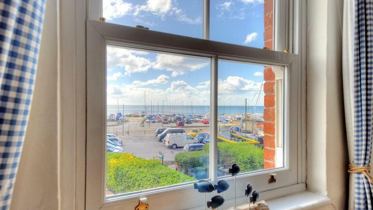 2 Cobb View Apartment Lyme Regis Exterior photo